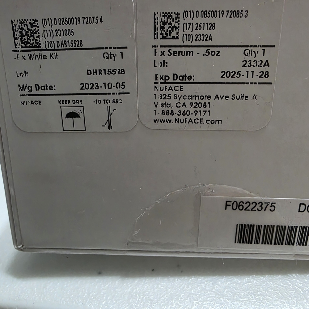 NuFace Silver and White Facial Device - Picture 6 of 6